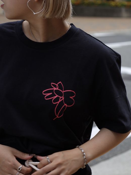 GLOBE DREAMIN' WILD SS TEE / Black