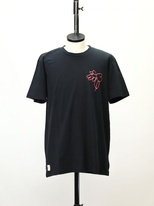 GLOBE DREAMIN' WILD SS TEE / Black