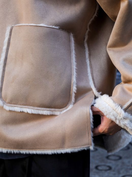 VOO NEO MOUTON HOODY / Sand