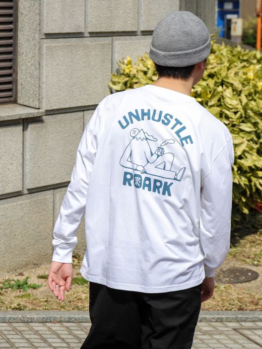 ROARK REVIVAL "MOUNT UNHUSTLE" LS TEE / White