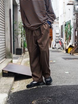 LANATEC メランジヘリンボン2タックワイドイージーパンツ / Brown
