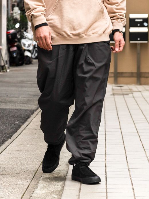 S.F.C WIDE TAPERED EASY PANTS / D.grey