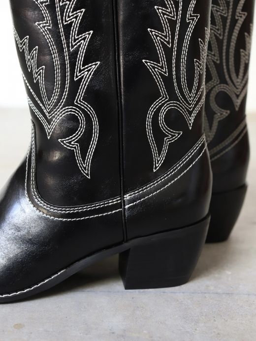 AMBERGLEAM EMBROIDERY LONG WESTERN BOOTS /  Black magic