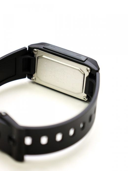 CASIO SLIM DIGITAL WATCH / Black