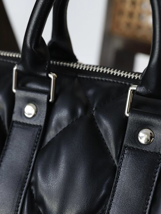 AMBERGLEAM MINI BOSTON QUILTING LEATHER BAG / Black