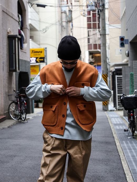 AMBERGLEAM FISHERMAN KNIT VEST / Terracotta