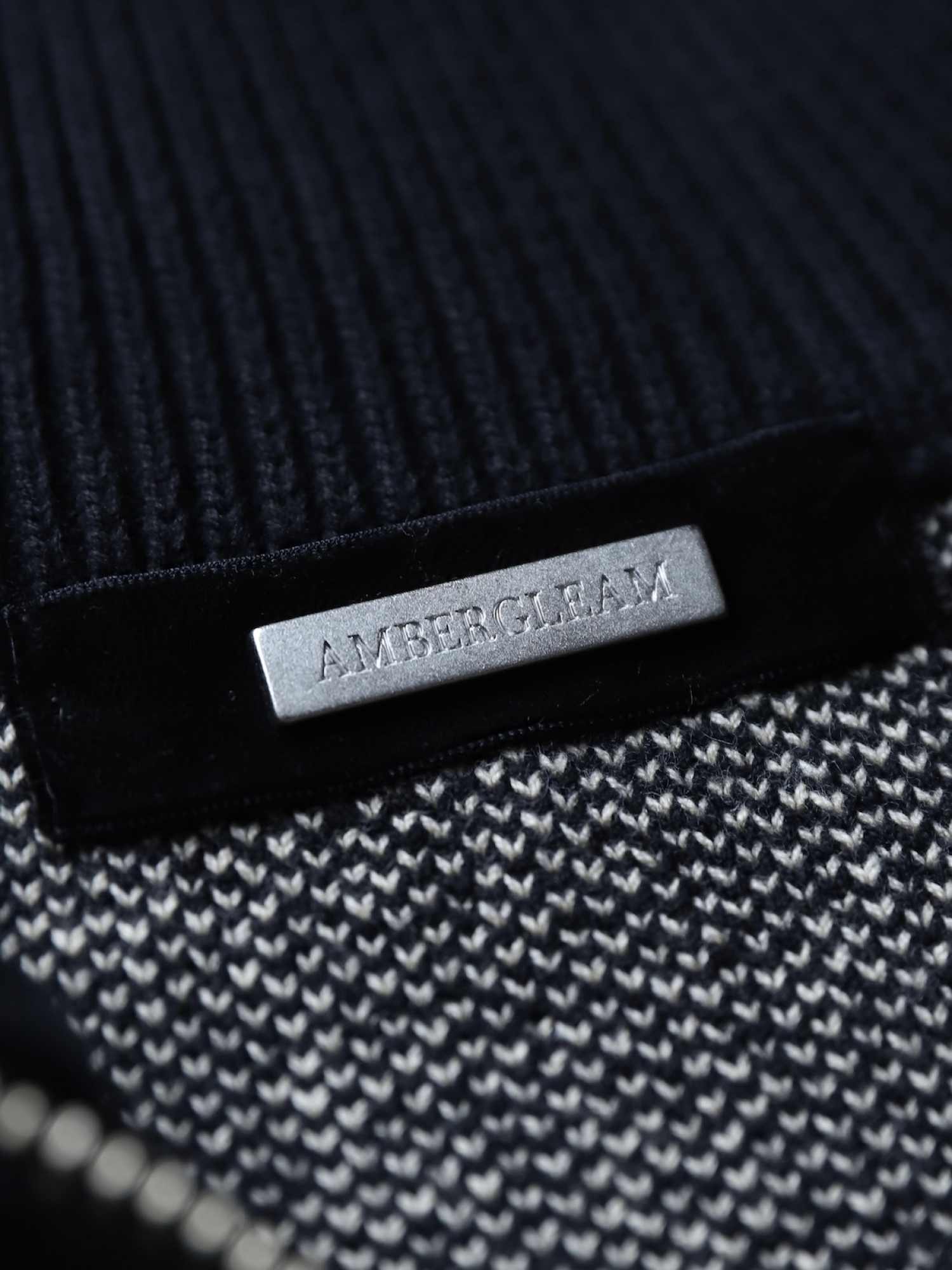 AMBERGLEAM BICOLOR HALF ZIP SWEATER / 2colors | FLATBUSH（フラット