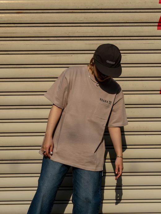 ROARK REVIVAL "LOGO" 9.3oz H/W POCKET TEE / Beige
