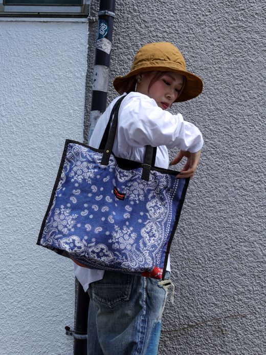 ANACHRONORM REVERSIBLE CAMP STEADY TOTE BAG / Black×multicolor