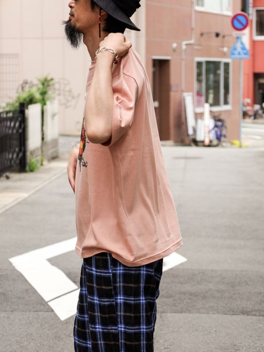ANACHRONORM ANACHROVOOM CURRY T-S / Salmon