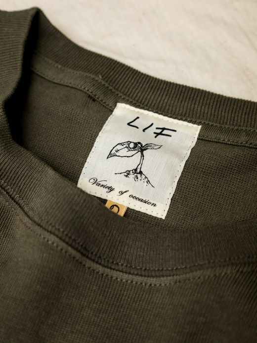 VOO GP TEE / Olive