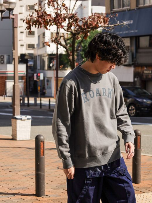 ROARK REVIVAL “MEDIEVAL LOGO” CREW SWEAT / Grey