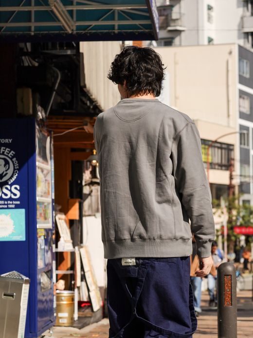ROARK REVIVAL “MEDIEVAL LOGO” CREW SWEAT / Grey