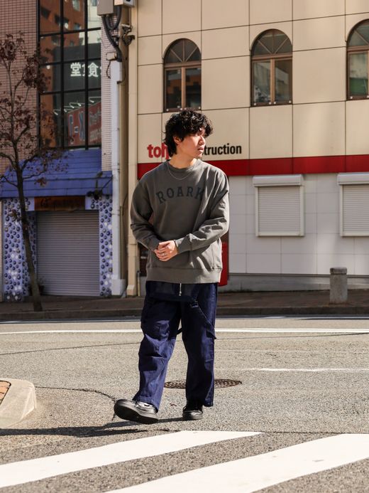 ROARK REVIVAL “MEDIEVAL LOGO” CREW SWEAT / Grey