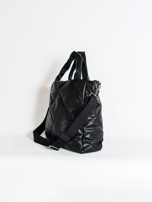 AMBERGLEAM SQUARE QUILTING LEATHER BAG / Black