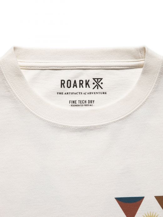 ROARK REVIVAL "HEART STUDIOS" FINE TECH DRY TEE / White