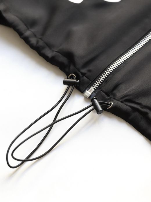 AMBERGLEAM EMBROIDERY SATIN BLOUSON / Black