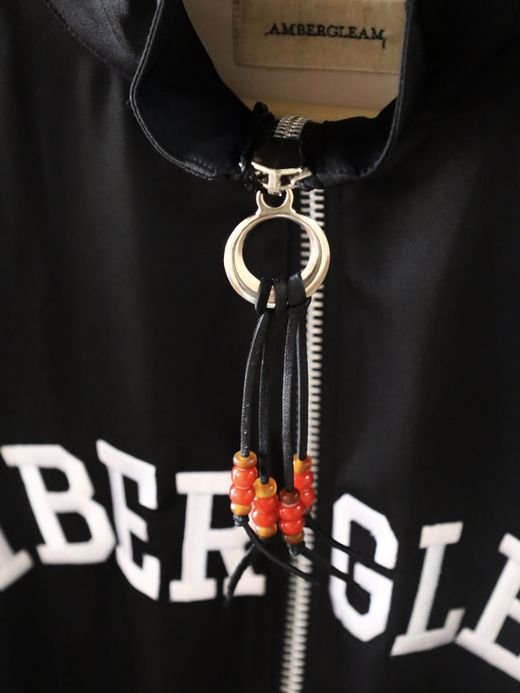 AMBERGLEAM EMBROIDERY SATIN BLOUSON / Black