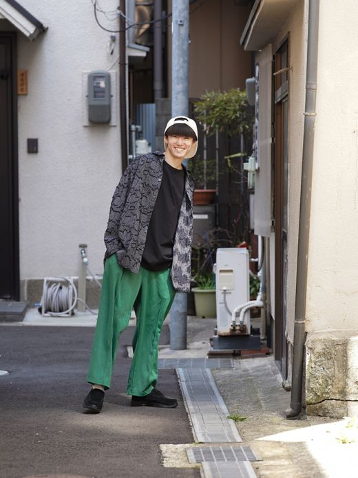 VOO STRIFLOWER SHIRTS / Black