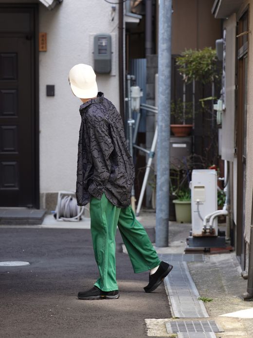 VOO STRIFLOWER SHIRTS / Black