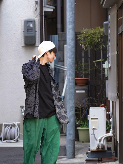 VOO STRIFLOWER SHIRTS / Black