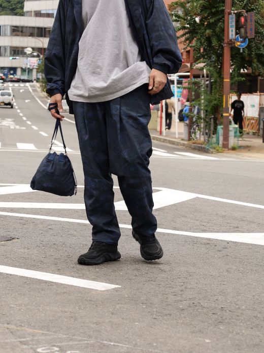 S.F.C WIDE TAPERED EASY PANTS (REAL TREE CAMO) / Navy tree camo