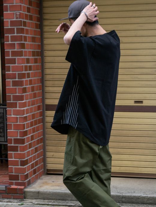 S.F.C SUPER BIG SIDE STRIPE TEE / Black white