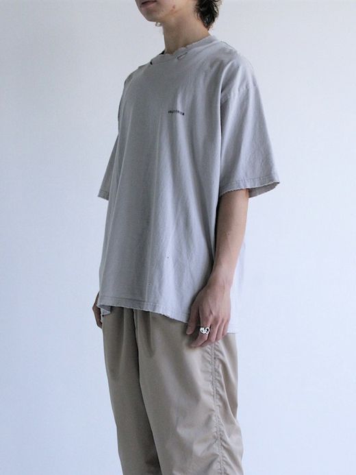ANACHRONORM DAMAGED STANDARD EMB S/S T-S / Gray