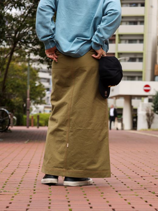 AMBERGLEAM CONCHO SLIT SKIRT / 2colors