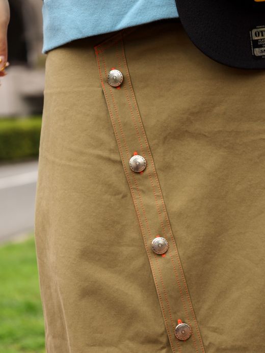 AMBERGLEAM CONCHO SLIT SKIRT / 2colors