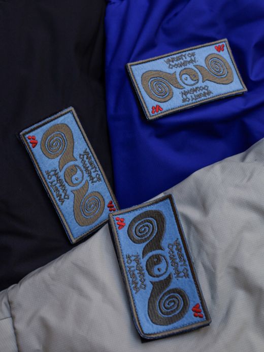 VOO VLTR DOWN / Royal blue