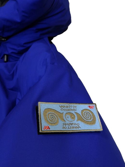 VOO VLTR DOWN / Royal blue