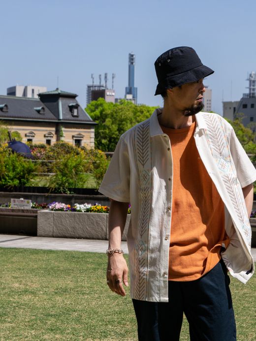 ROARK REVIVAL LA BODA GONZO S/S WOVEN / Bone