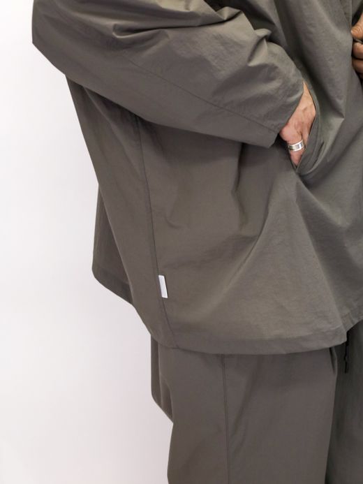 S.F.C NYLON SHIRTS JACKET / Greige