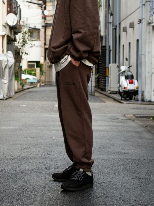 S.F.C SPORTY SWEAT PANTS / Brown