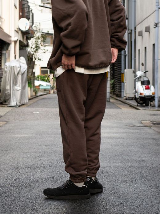 S.F.C SPORTY SWEAT PANTS / Brown
