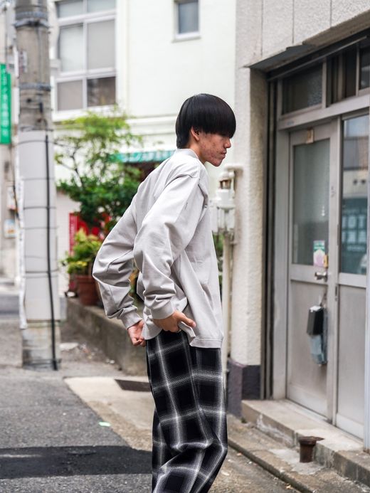 Audience VORTEX 8オンス モックネックバルーン L/S TEE / Silver gray