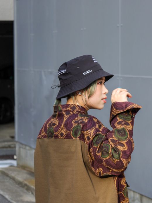 ROARK REVIVAL TRIP OBSESSED WEATHER BUCKET HAT-MID HEIGHT / Black