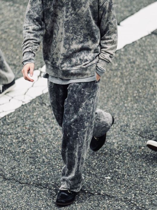 VOO VOO-SPG-094 / SMOKY BLEACHED CREW / Black