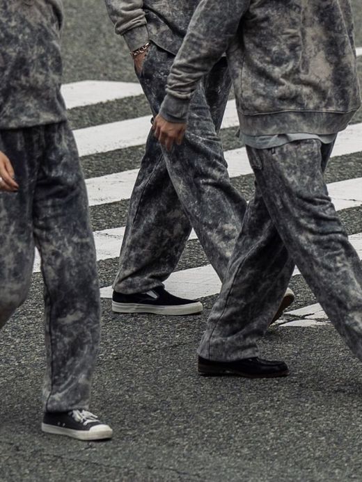 VOO VOO-SPG-094 / SMOKY BLEACHED CREW / Black