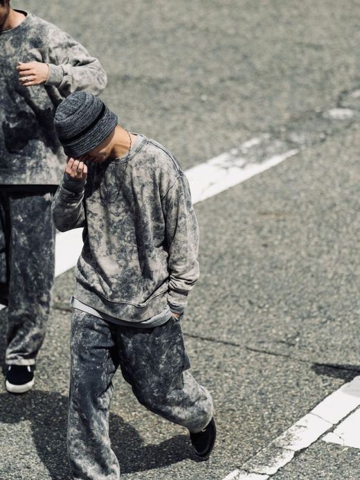 VOO VOO-SPG-094 / SMOKY BLEACHED CREW / Black