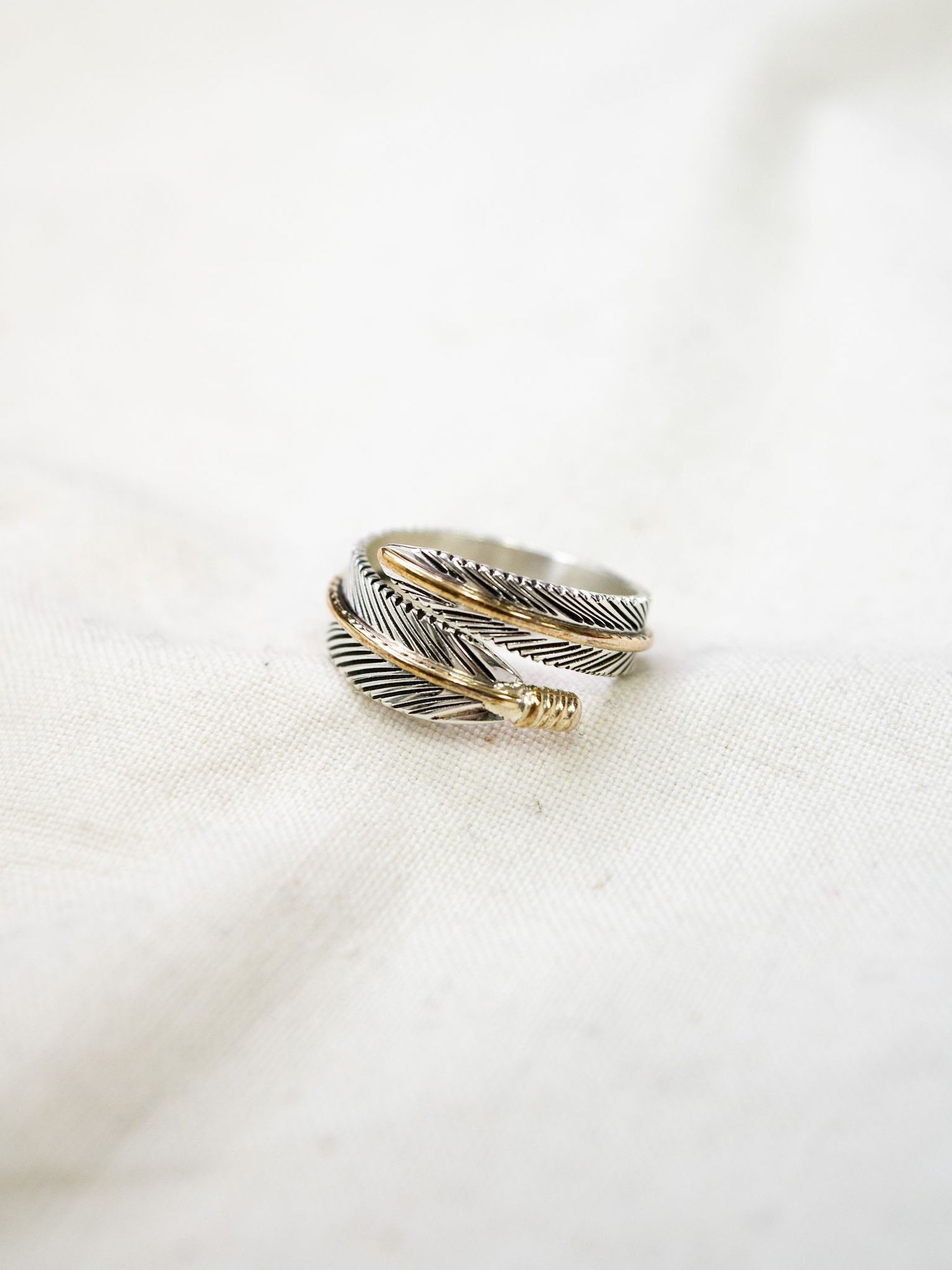 Indian Jewelry HARVEY MACE SILVER FEATHER RING / Type α