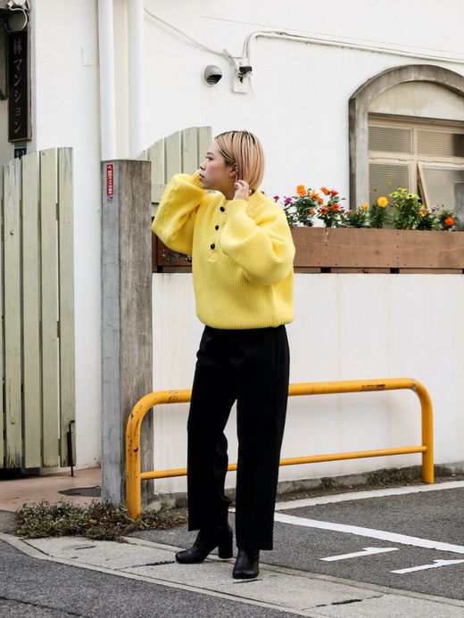 AMBERGLEAM WARM HENRY SWEATER / Neon yellow