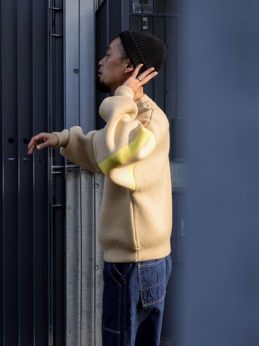 AMBERGLEAM STAR JAGUARD SWEATER / Vanilla