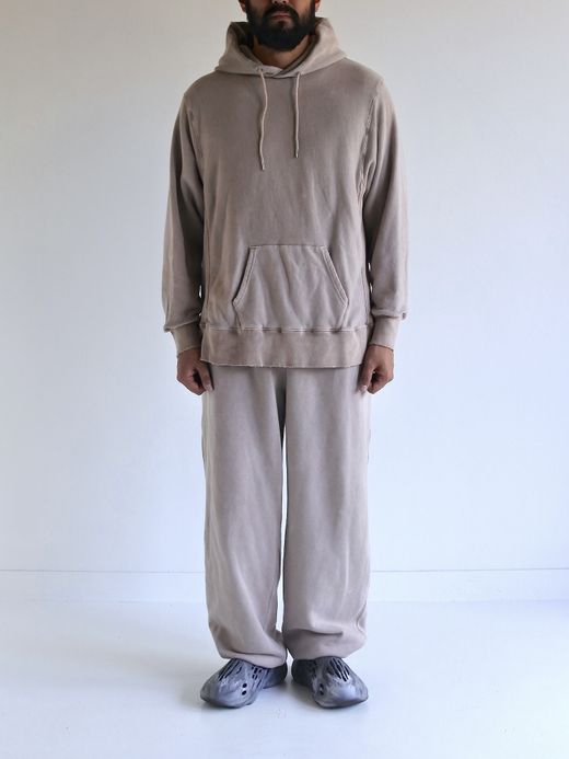 ANACHRONORM PIGMENT DYED TUCK WIDE SWEAT PANTS / Beige